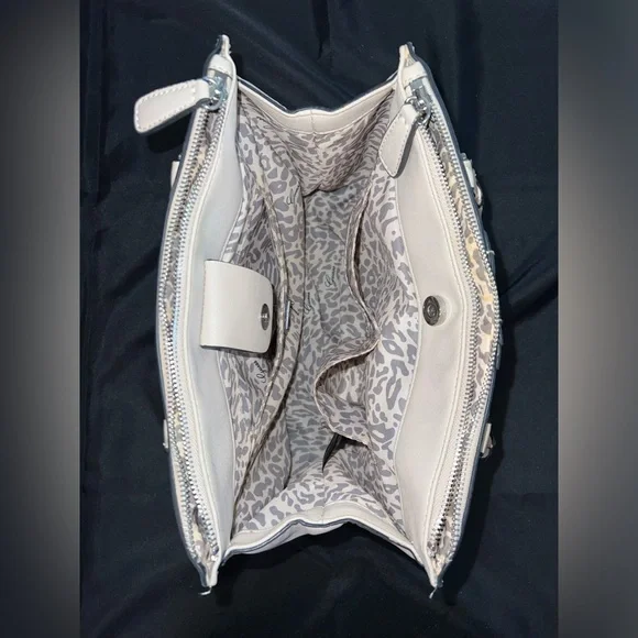 Guess Los Angeles White Faux Leather Purse Crossbody Tote - Picture 8 of 9